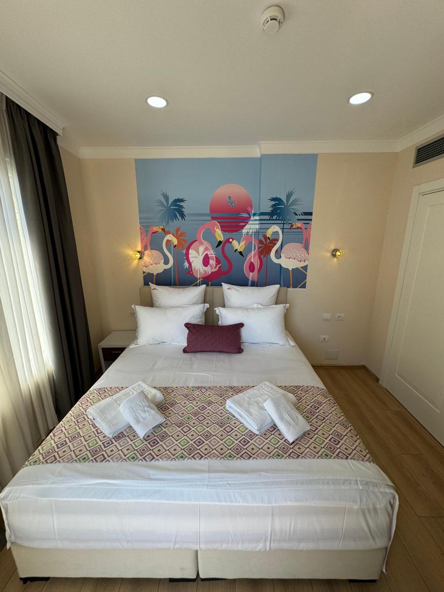 Hotel Britania Vlorë Cameră foto