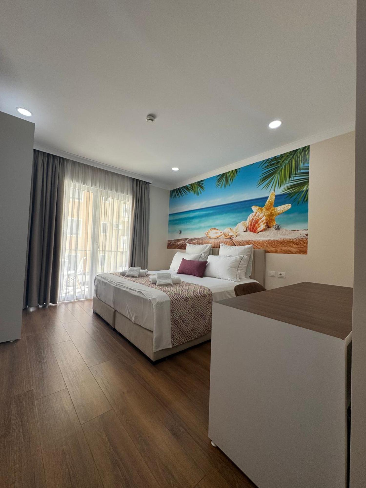 Hotel Britania Vlorë Cameră foto